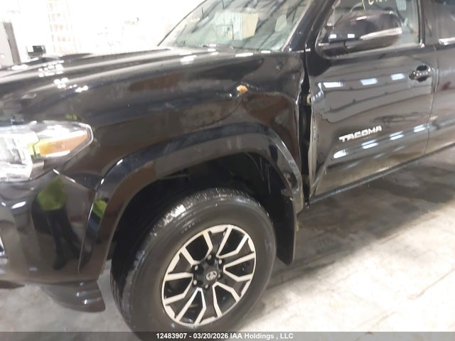 Aukcja sprzedaży 2022 Toyota Tacoma Double Cab/sr5/trd Sport/trd Off Road, vin: 3TYDZ5BN0NT014695, numer aukcji: 12483907