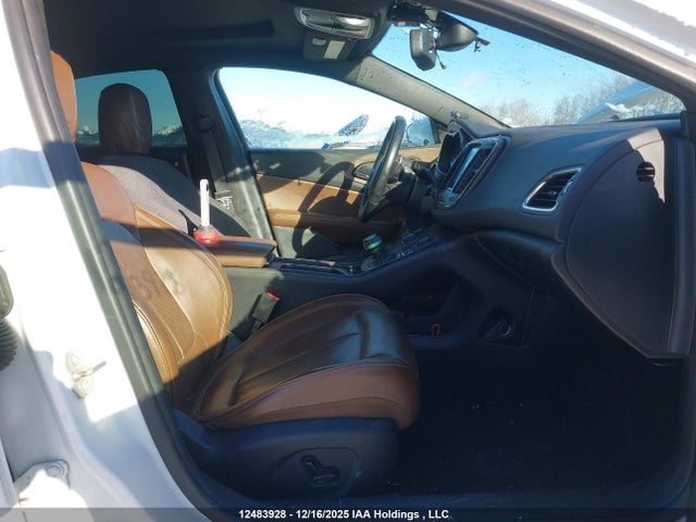 Chrysler 200 C 2016 1C3CCCEG2GN194012 Image 5