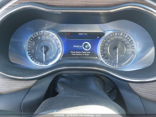 Chrysler 200 C 2016 1C3CCCEG2GN194012 Image 7