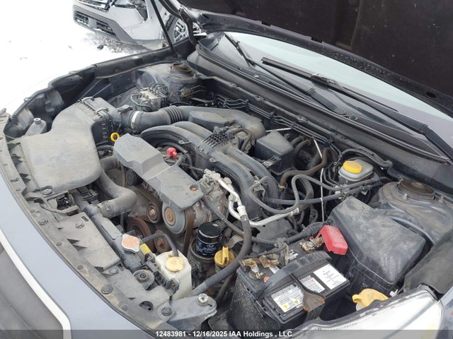 4S3BNDA68F3056618 Subaru Legacy 2.5i