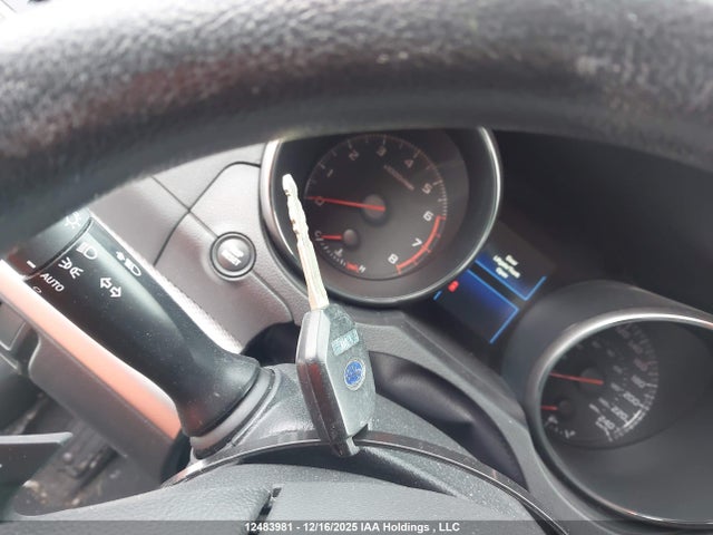 4S3BNDA68F3056618 Subaru Legacy 2.5i