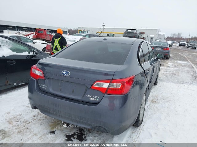 4S3BNDA68F3056618 Subaru Legacy 2.5i