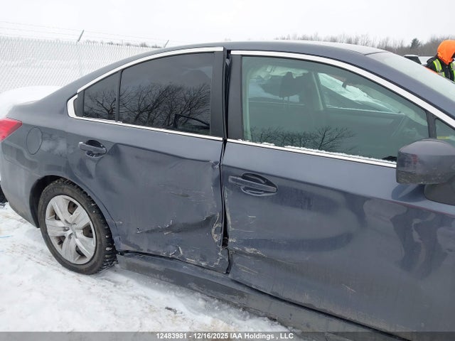 4S3BNDA68F3056618 Subaru Legacy 2.5i