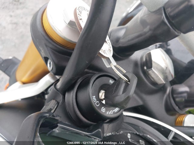SMTT127Y5SNA38397 Triumph Motorcycle Speed 400