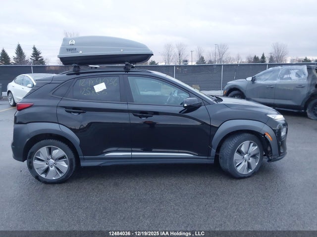 KM8K23AG2MU125866 Hyundai Kona Electric Sel
