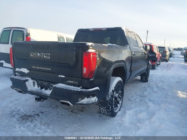 1GTP9EEL1MZ430755 GMC Sierra K1500 At4