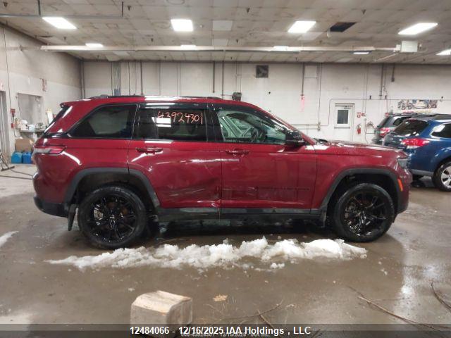 Jeep Grand Cherokee Altitude 2024 1C4RJHAG9RC156063 Image 13