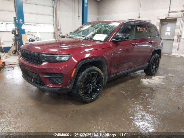 Jeep Grand Cherokee Altitude 2024 1C4RJHAG9RC156063 Image 3