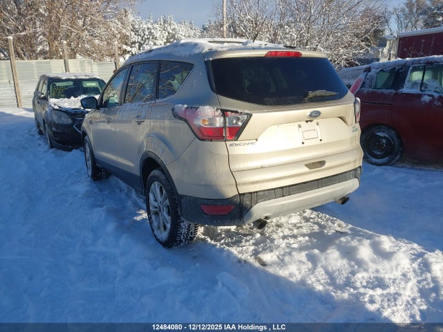 2018 Ford Escape Se მანქანა იყიდება აუქციონზე, vin: 1FMCU9GD0JUC42209, აუქციონის ნომერი: 12484080