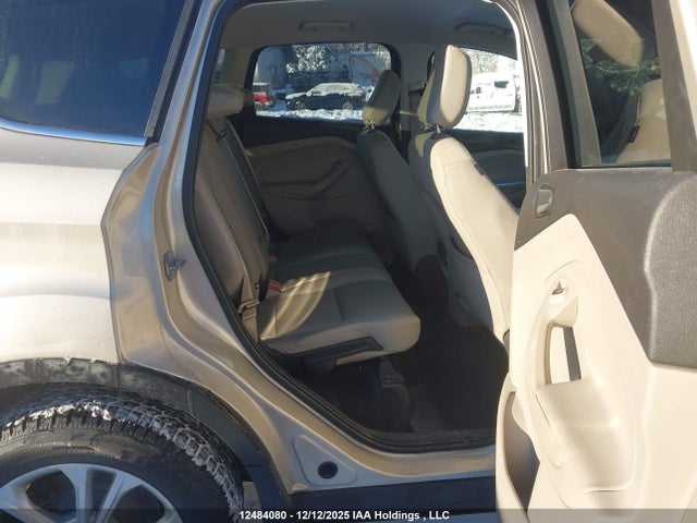 2018 Ford Escape Se მანქანა იყიდება აუქციონზე, vin: 1FMCU9GD0JUC42209, აუქციონის ნომერი: 12484080
