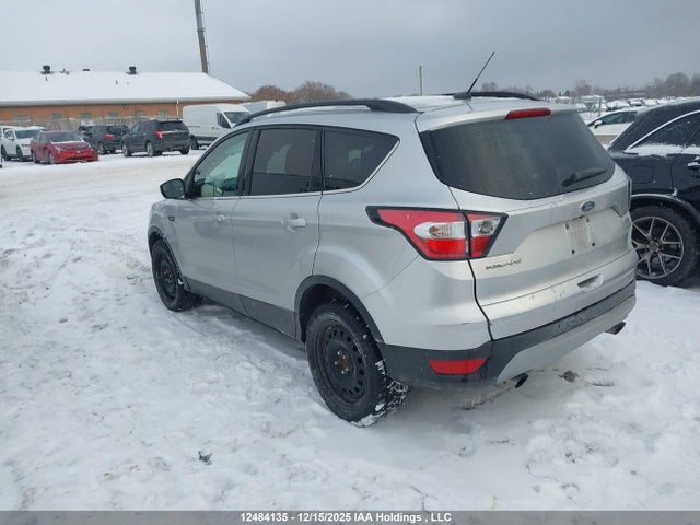 1FMCU9GD1HUD69125 Ford ESCAPE SE