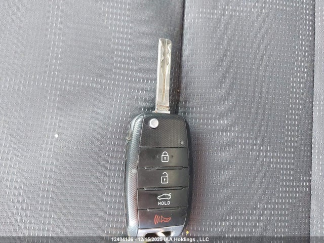 Продаж на аукціоні авто 2015 Kia Rio, vin: KNADM4A38F6470480, номер лоту: 12484136