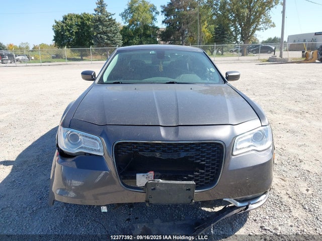 12377392 :رقم المزاد ، 2C3CCARGXGH170676 vin ، 2016 Chrysler 300 Touring مزاد بيع