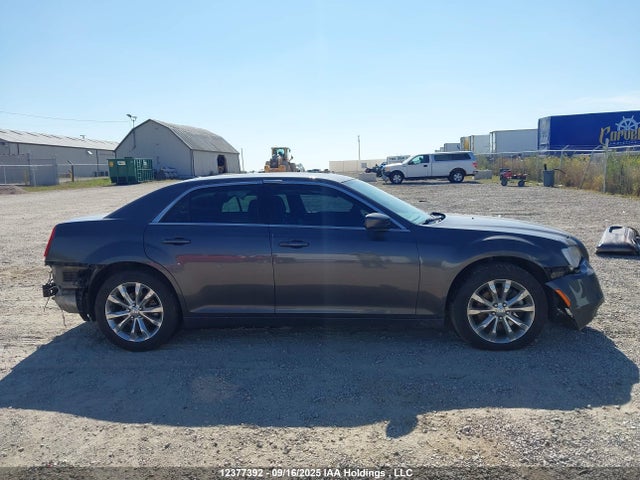 12377392 :رقم المزاد ، 2C3CCARGXGH170676 vin ، 2016 Chrysler 300 Touring مزاد بيع