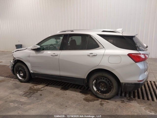 Aukcja sprzedaży 2018 Chevrolet Equinox Premier, vin: 2GNAXVEV2J6275175, numer aukcji: 12484229