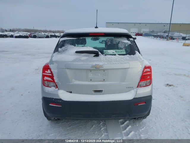 3GNCJKSB3FL194241 Chevrolet TRAX LS