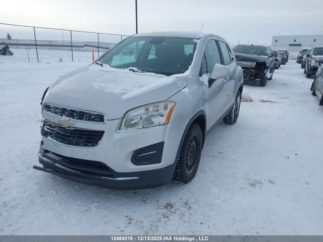 3GNCJKSB3FL194241 Chevrolet TRAX LS