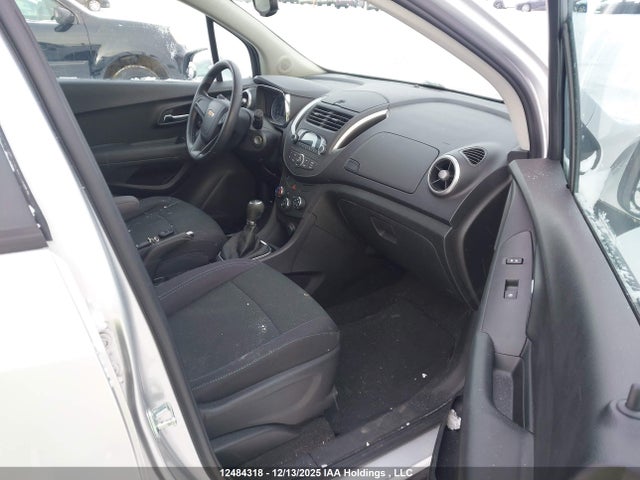 3GNCJKSB3FL194241 Chevrolet TRAX LS