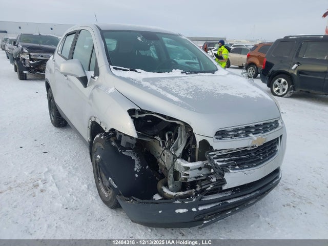 3GNCJKSB3FL194241 Chevrolet TRAX LS