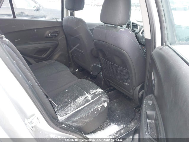 3GNCJKSB3FL194241 Chevrolet TRAX LS