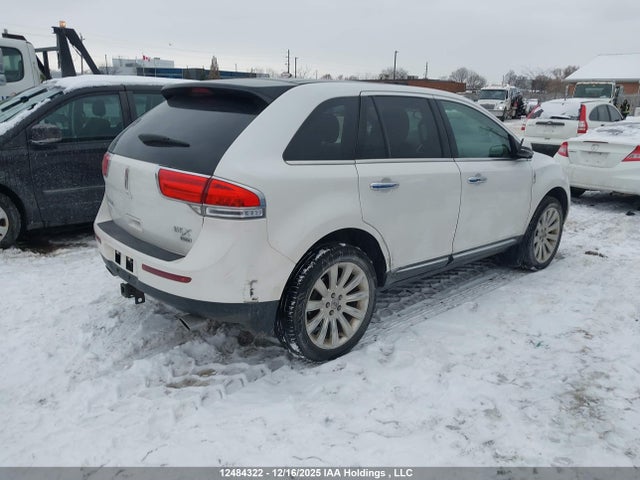 2LMDJ8JK2EBL06829 Lincoln MKX