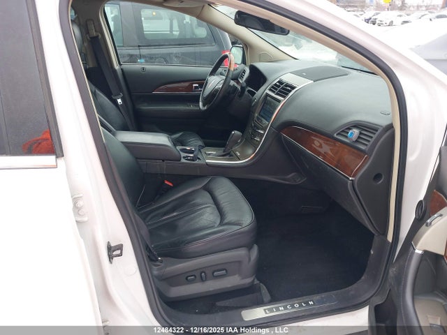 2LMDJ8JK2EBL06829 Lincoln MKX