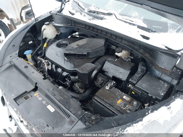 KM8J3CA4XKU977491 Hyundai Tucson Preferred