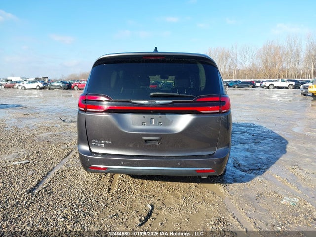 2C4RC1BG4PR561204 Chrysler Pacifica Touring-l