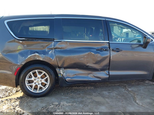 2C4RC1BG4PR561204 Chrysler Pacifica Touring-l