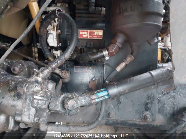 Продаж на аукціоні авто 2003 Kenworth Construction T800, vin: 1XKDDB9X13J968967, номер лоту: 12484605