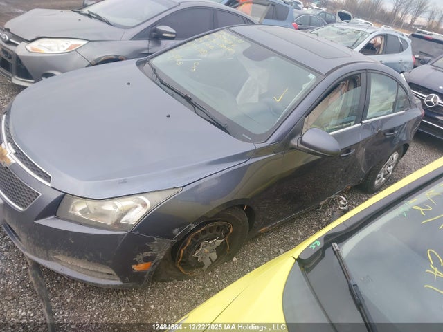 1G1PC5SB9E7435138 Chevrolet Cruze 1lt