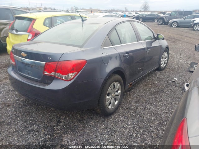 1G1PC5SB9E7435138 Chevrolet Cruze 1lt