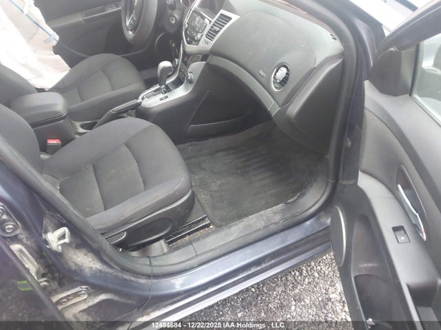 1G1PC5SB9E7435138 Chevrolet Cruze 1lt