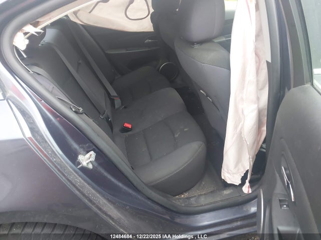 1G1PC5SB9E7435138 Chevrolet Cruze 1lt