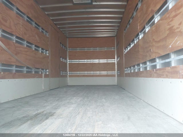 2AYSDM2HXK1003320 Hino 195