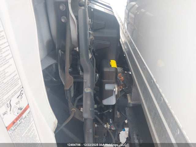 2AYSDM2HXK1003320 Hino 195
