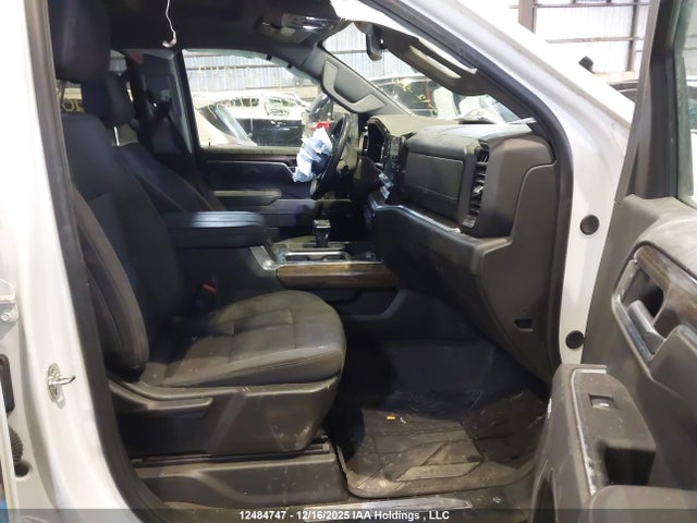 Продаж на аукціоні авто 2025 Chevrolet Silverado 1500 4wd Rst, vin: 1GCUKEE81SZ176433, номер лоту: 12484747