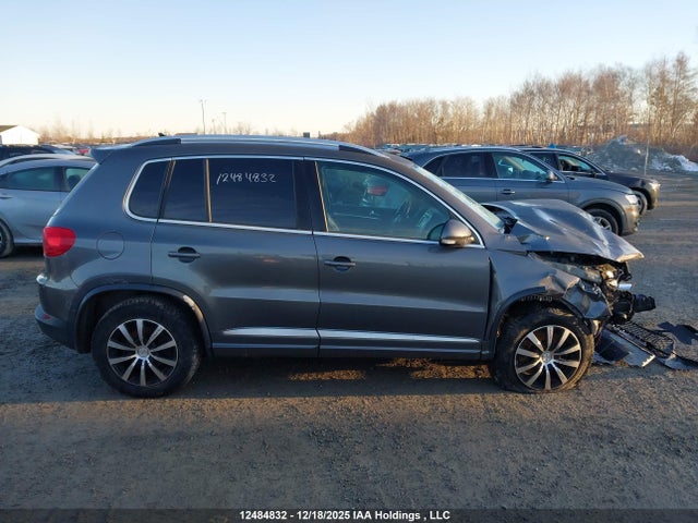 WVGJV3AX0EW042882 Volkswagen Tiguan S/se/sel/r-line