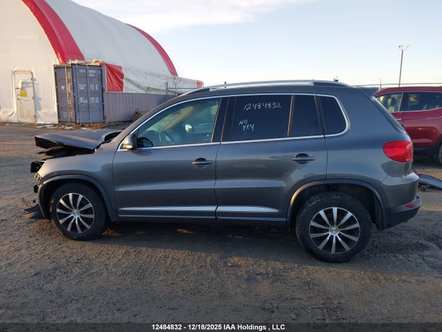 WVGJV3AX0EW042882 Volkswagen Tiguan S/se/sel/r-line