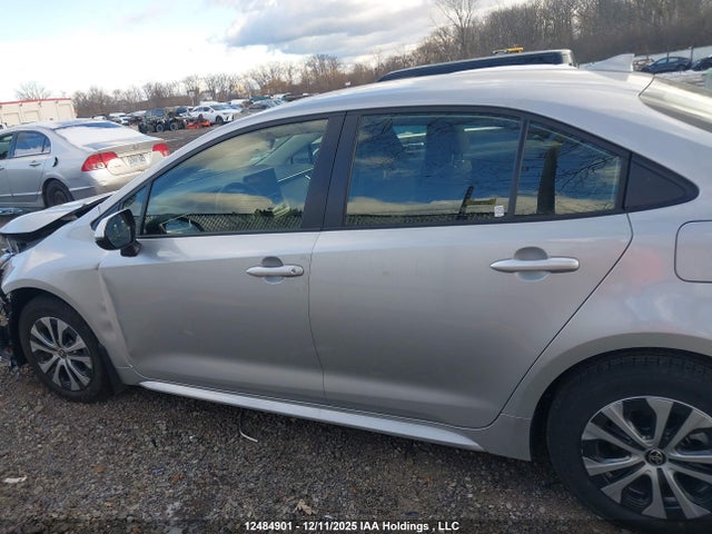 JTDBCMFE1S3104427 Toyota Corolla Le/se/xle