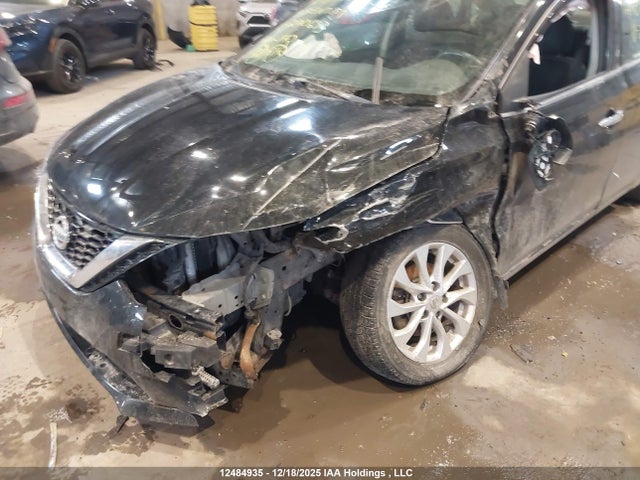 Продажа на аукционе авто 2018 Nissan Sentra, vin: 3N1AB7AP4JY270653, номер лота: 12484935