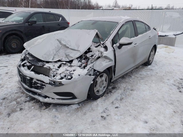Chevrolet CRUZE LT 2017 3G1BE5SM6HS534589 Image 2