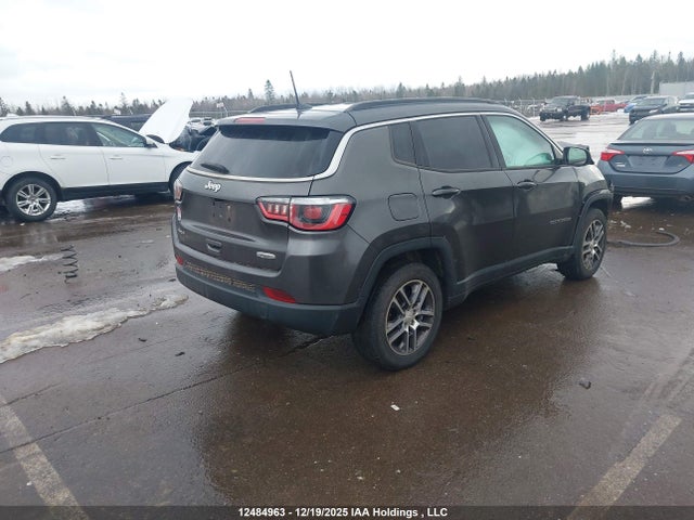 Jeep Compass Latitude 2018 3C4NJDBB9JT111689 Image 4