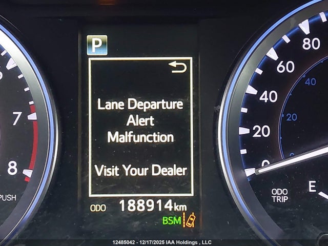 2018 Toyota Highlander მანქანა იყიდება აუქციონზე, vin: 5TDJZRFH5JS859322, აუქციონის ნომერი: 12485042