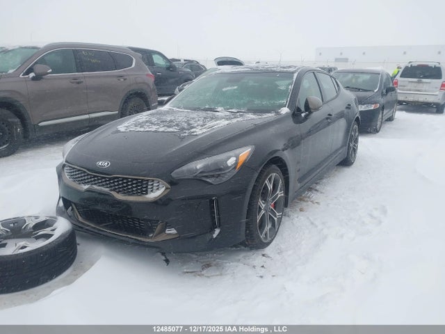 2020 Kia Stinger Gt მანქანა იყიდება აუქციონზე, vin: KNAE35LC3L6074575, აუქციონის ნომერი: 12485077