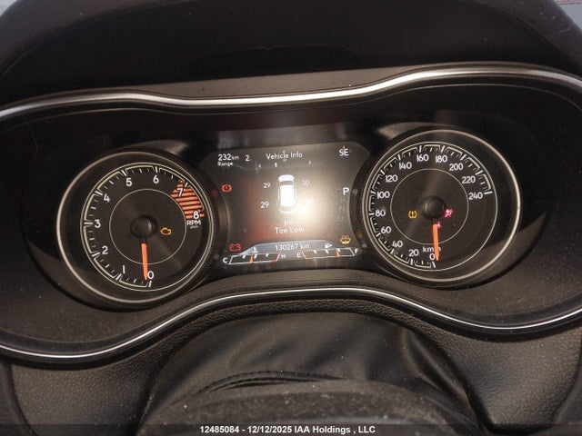 12485084 :رقم المزاد ، 1C4PJMBX1KD278981 vin ، 2019 Jeep Cherokee Trailhawk مزاد بيع