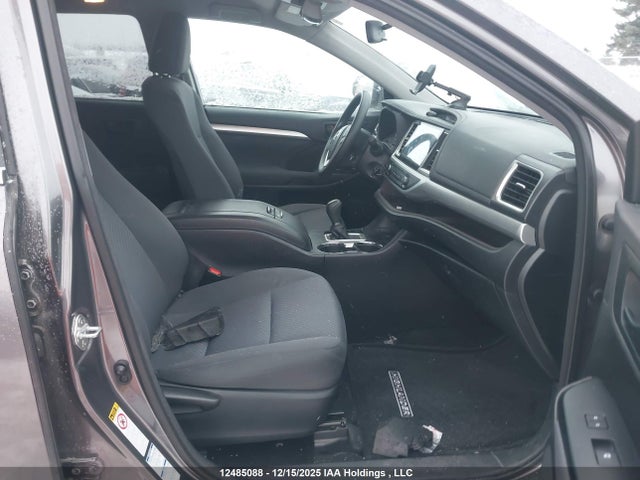 Toyota Highlander Le/le Plus 2014 5TDBKRFH6ES024683 Image 18