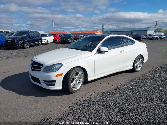 Продажа на аукционе авто 2014 Mercedes-benz C 350, vin: WDDGJ5HB4EG196382, номер лота: 12485109