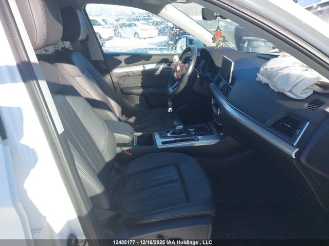 WA1BNAFY0L2079959 Audi Q5 Premium Plus