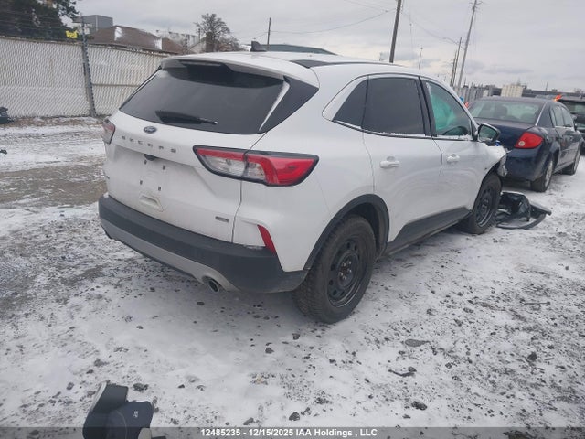 1FMCU0EZ1NUA76038 Ford ESCAPE SE